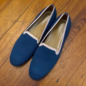 Vionic Willa knit flat